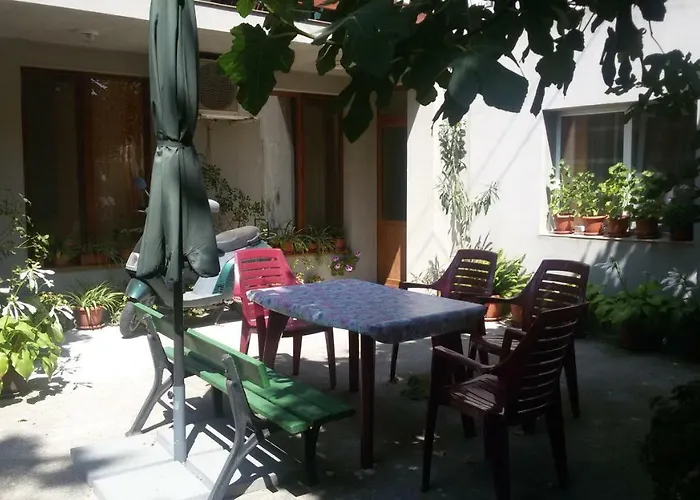 招待所 Къща За Почивка Смокиня